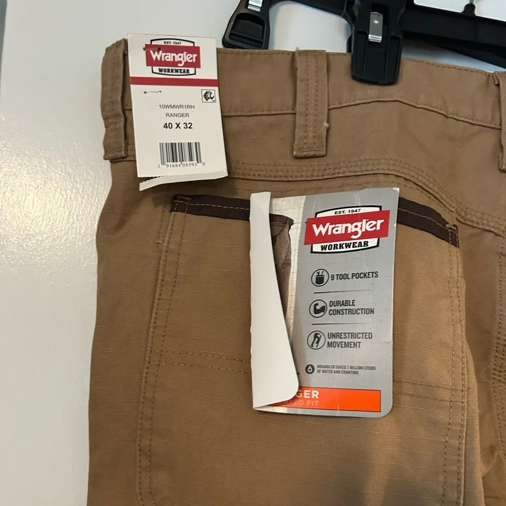 NWT. Wrangler Rancher work pants, khaki, men’s size 40x32 - Picture 4 of 9